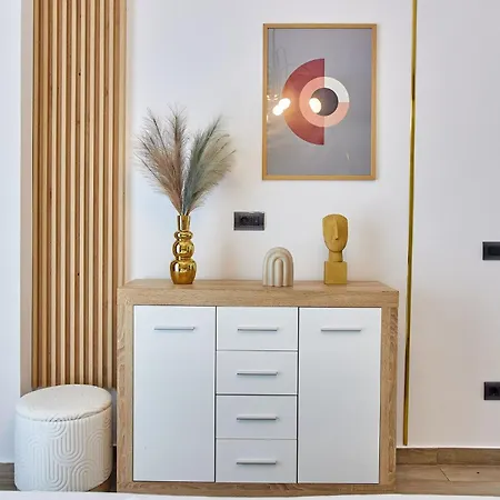 Elite Beachfront By Casa Del Mar Apartment Mamaia